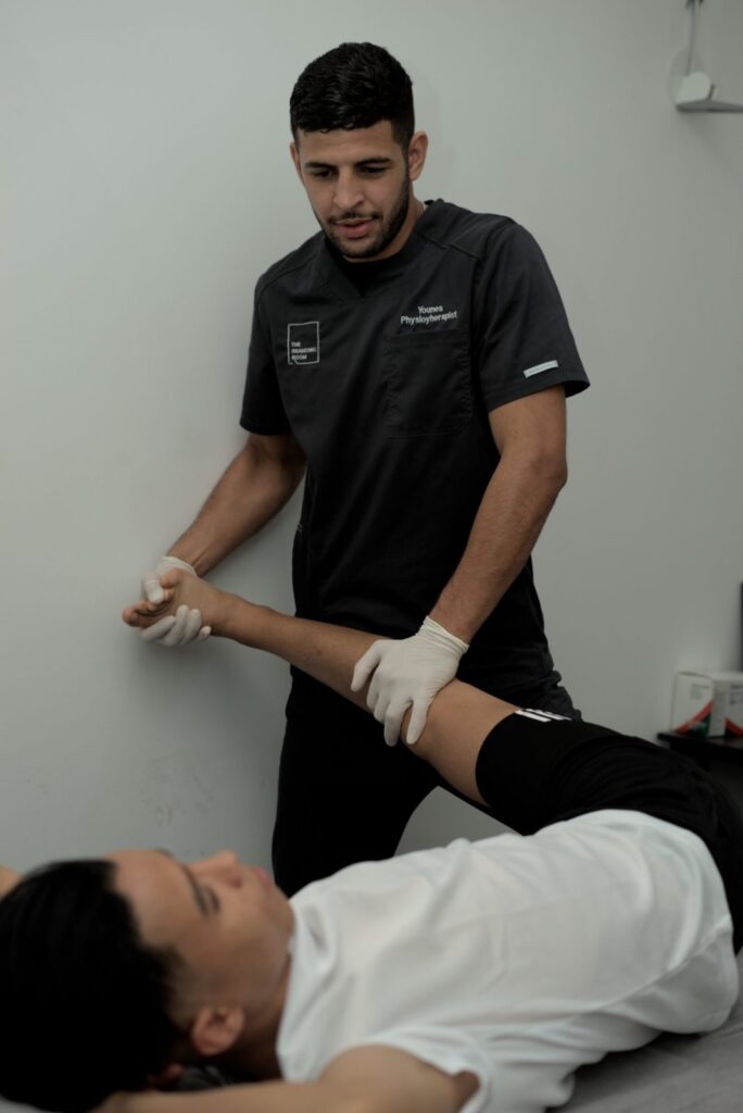 thebrandingroom-dr-mohamed-younes-rabah_physiotherapy-gallery